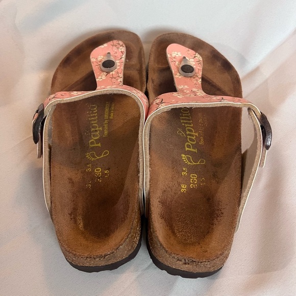 Papillio by Birkenstock Pink Floral Gizeh Sandals Size 5 - Picture 3 of 8